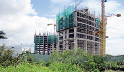 Các dự án bất động sản tại TP.HCM: Siết tín dụng, “nghẹt” tiến độ?